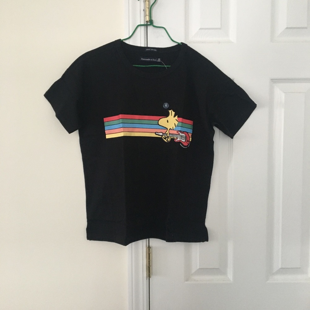 Brand new AF snoopy collection tee